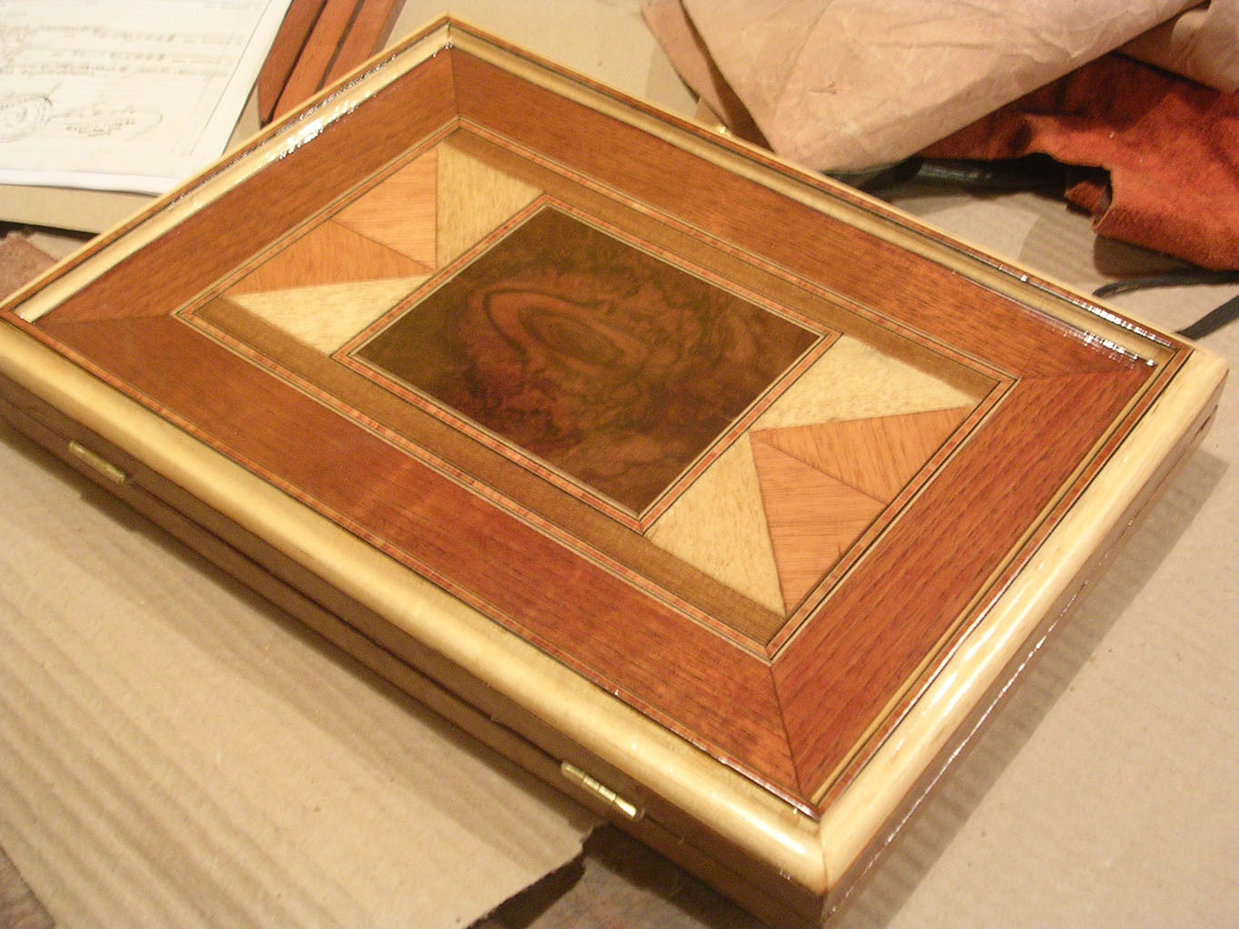 Caja portapapeles – Coihue Anton Maderas