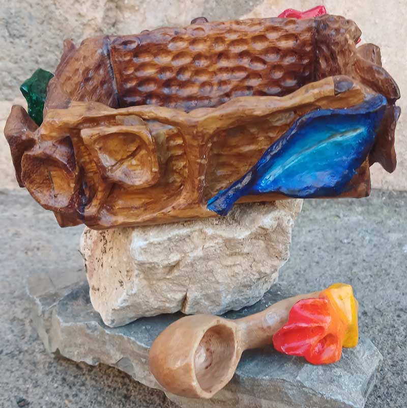 Cuenco en iroko y cuchara pequeña en haya Cuenco en iroko y cuchara pequeña en haya